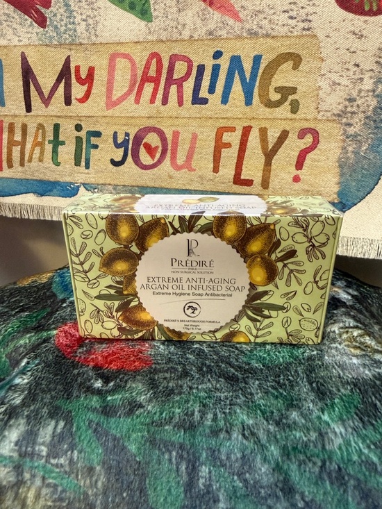 Predire Other - Prédiré Extreme Anti-Aging Argan Oil Infused Soap - Cream/Gold